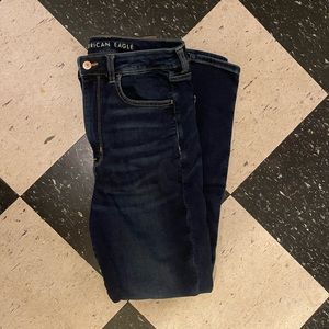 Lightly worn American Eagle High Rise Jeans